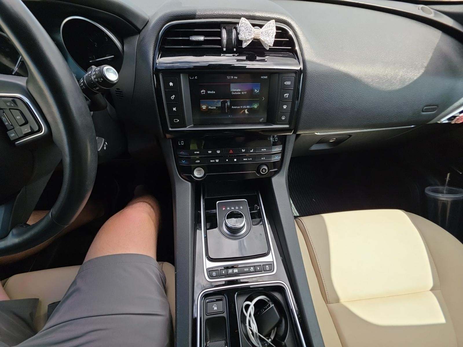 2018 Jaguar F-PACE 20d Premium AWD