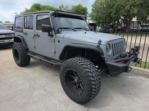 JEEP UNLIMITED SPORT - 4