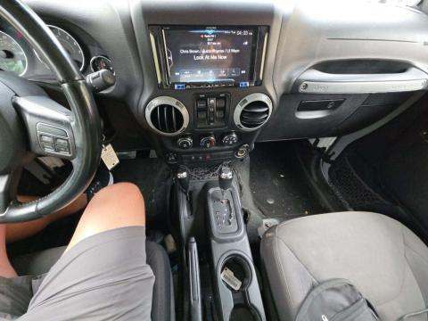 JEEP UNLIMITED SPORT - 10