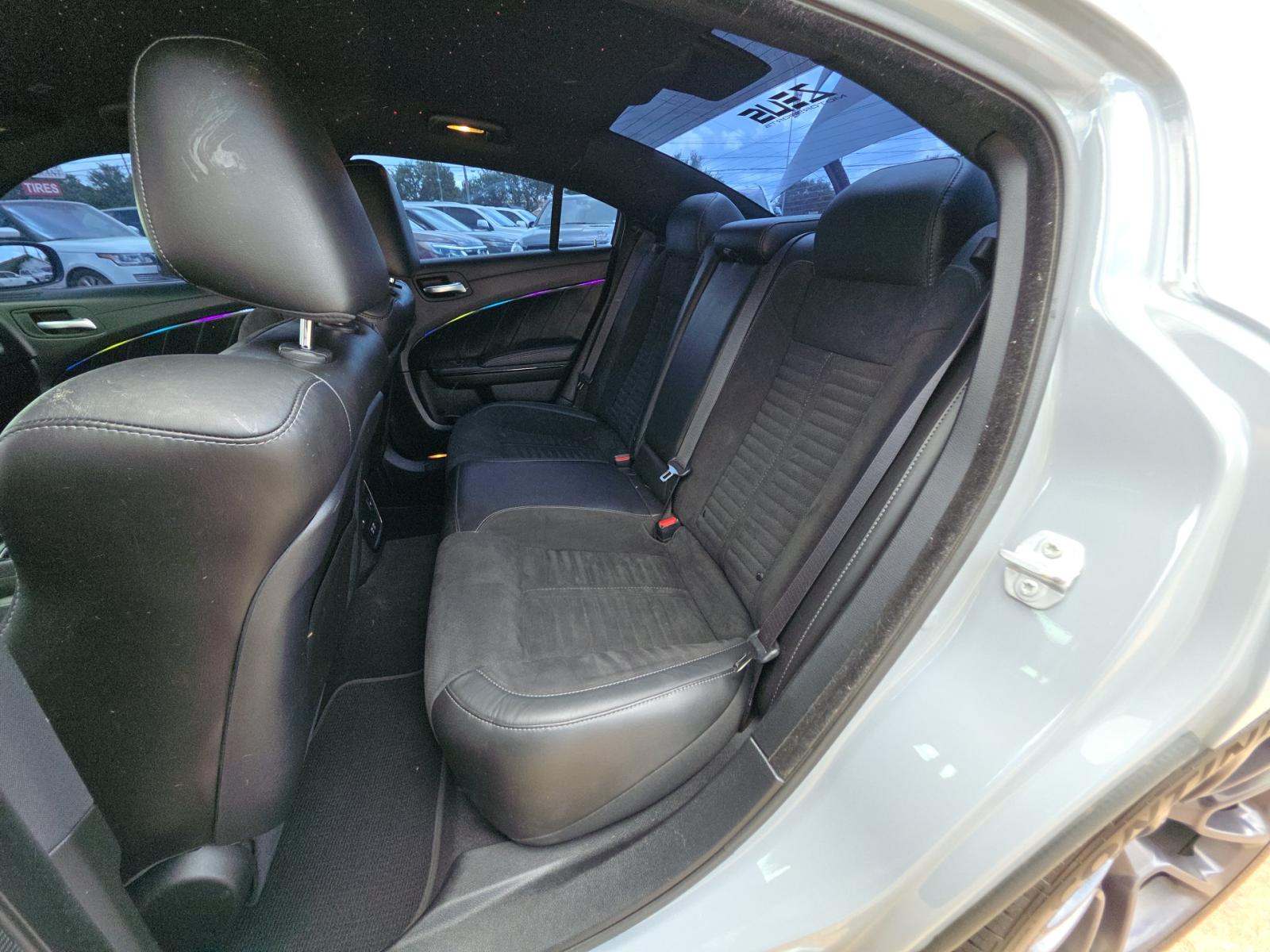 DODGE CHALLENGER - 9