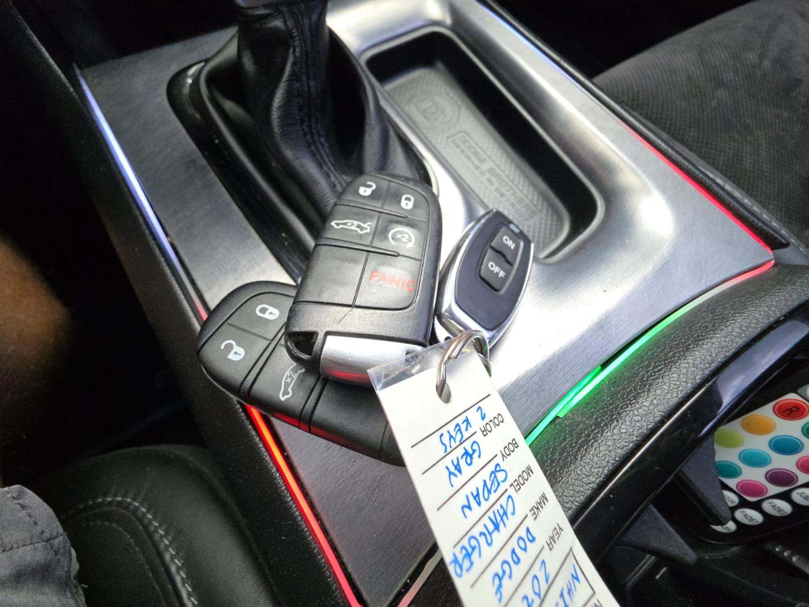 DODGE CHALLENGER - 4