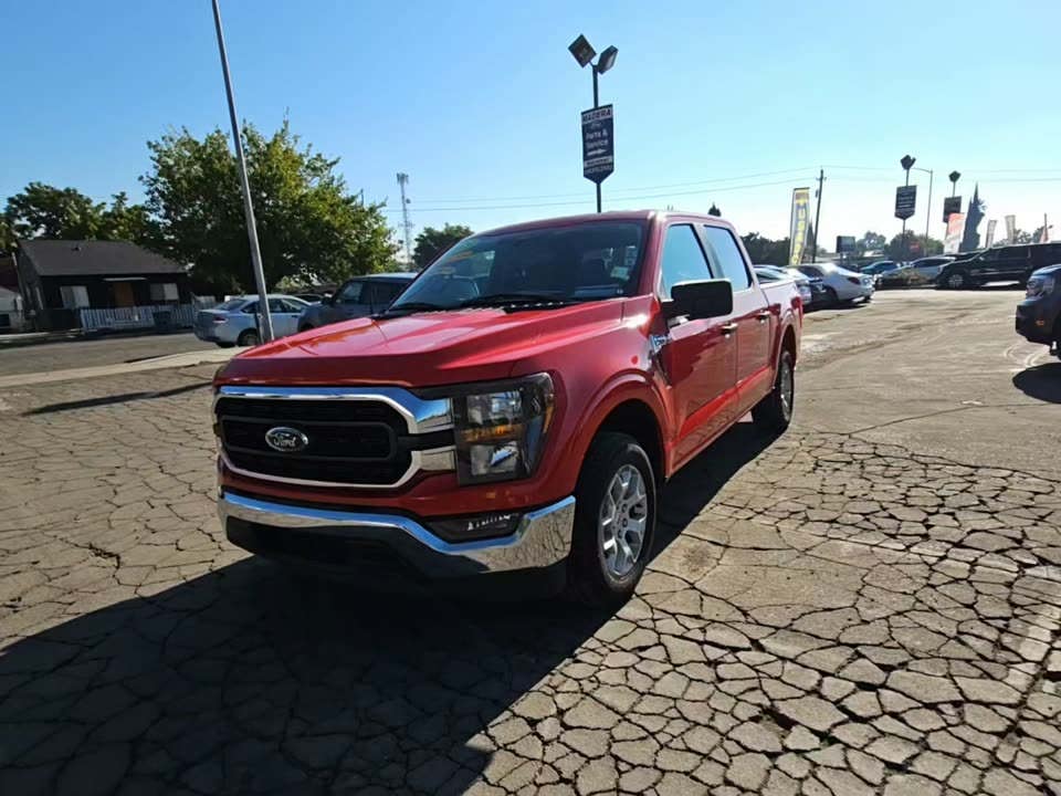 2023 Ford F-150 XLT RWD
