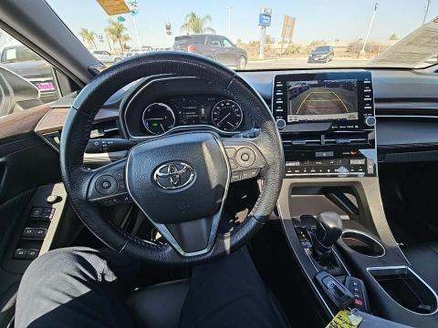 2020 Toyota Avalon Hybrid XLE FWD