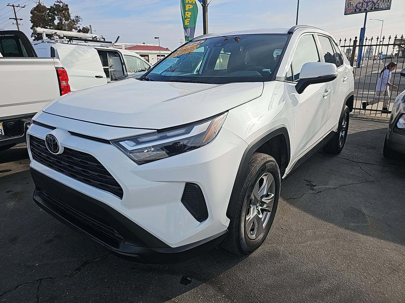 2024 Toyota RAV4 XLE FWD