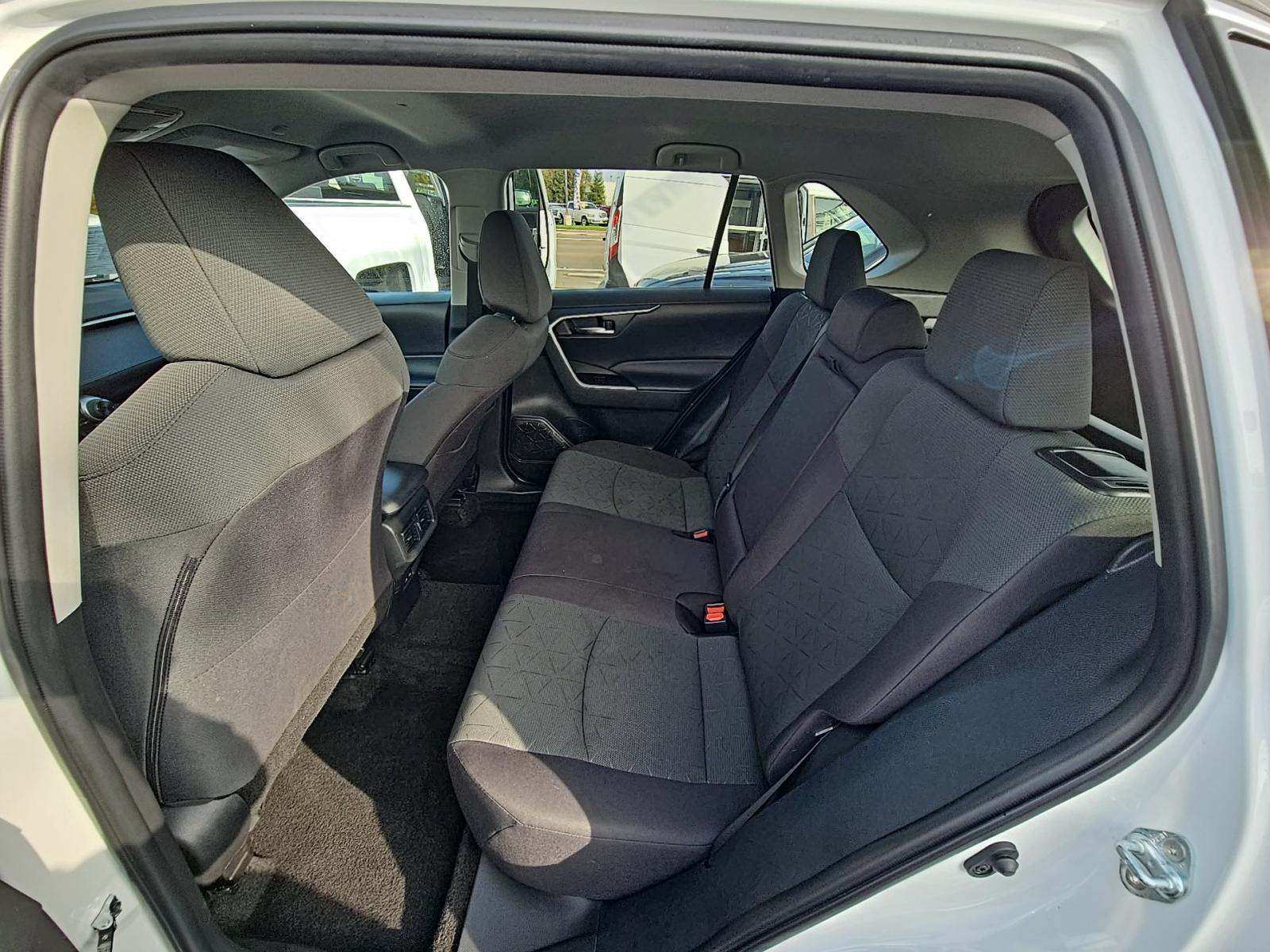 2024 Toyota RAV4 XLE FWD