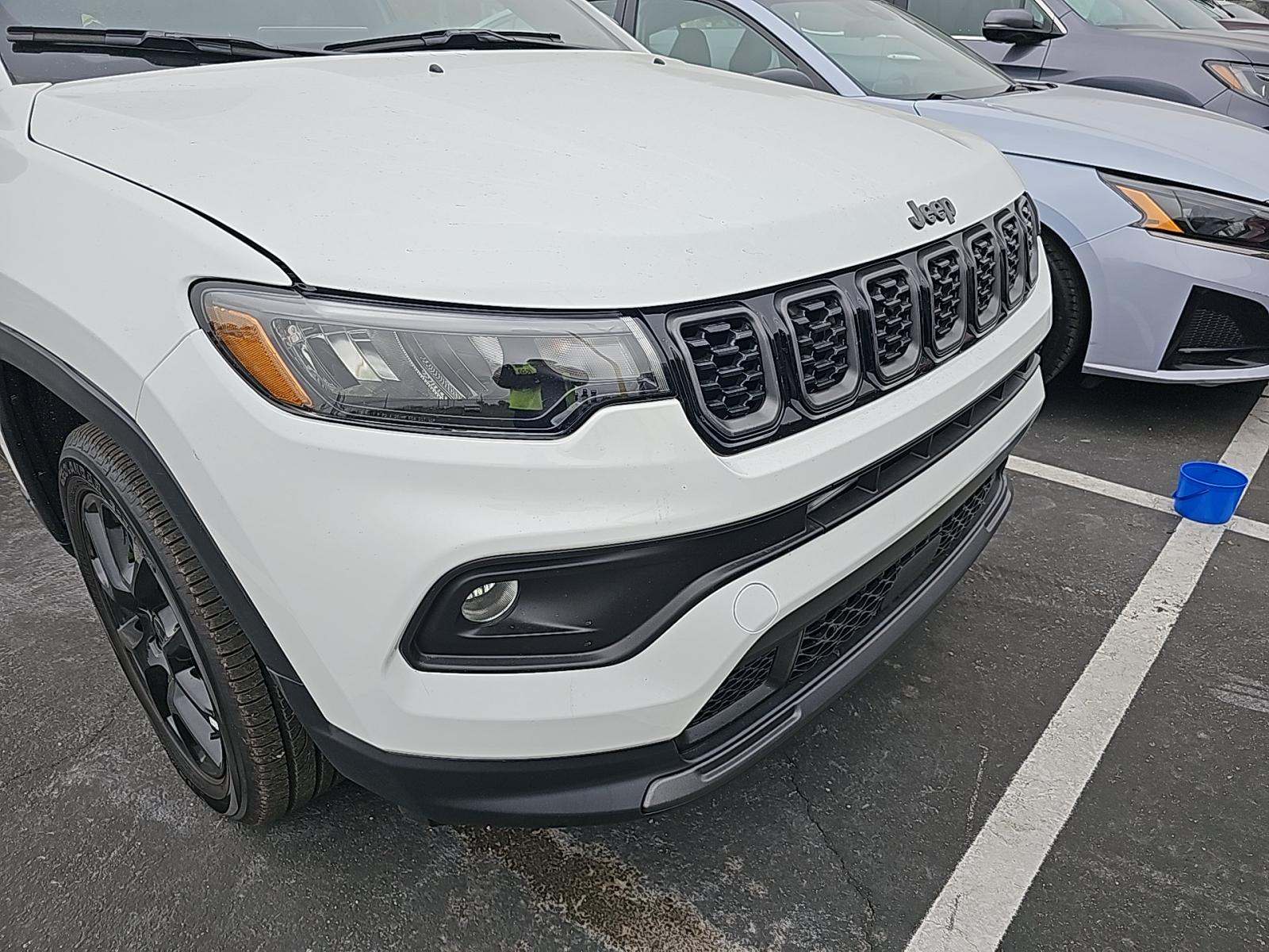 2025 Jeep Compass Latitude AWD