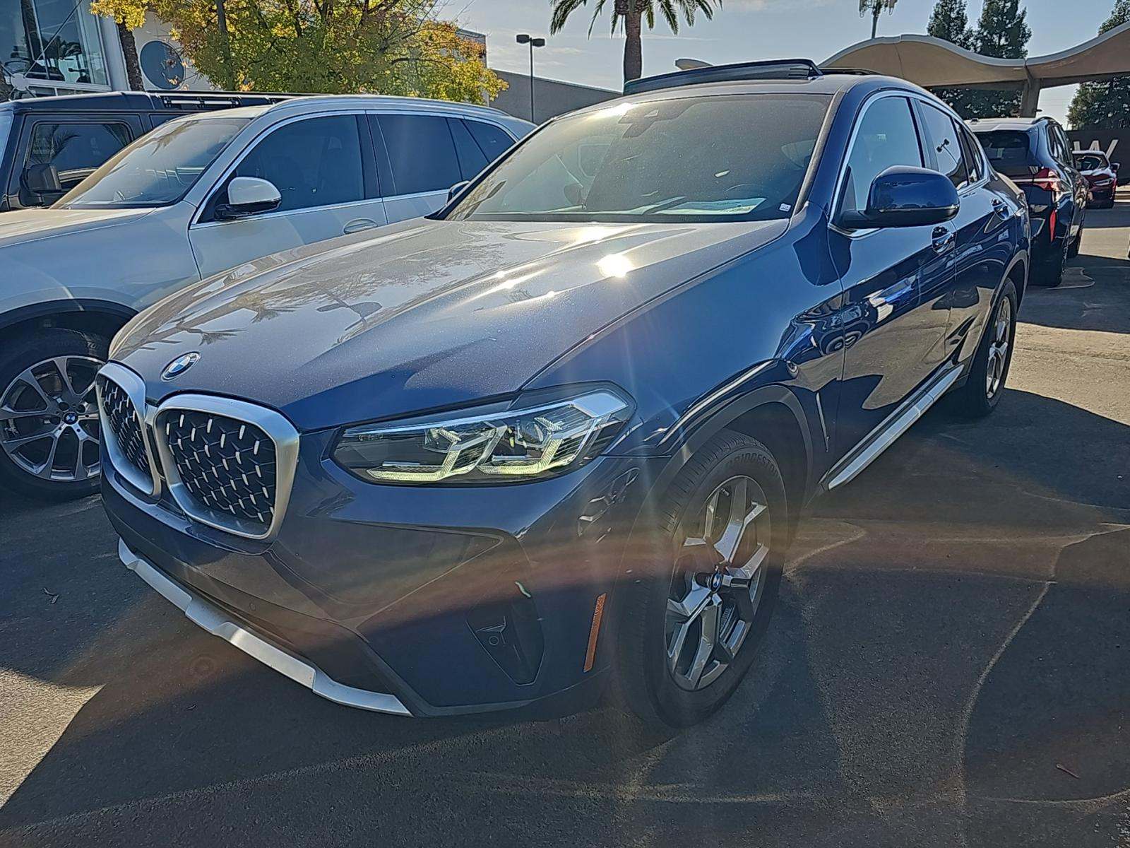 2023 BMW X4 xDrive30i AWD