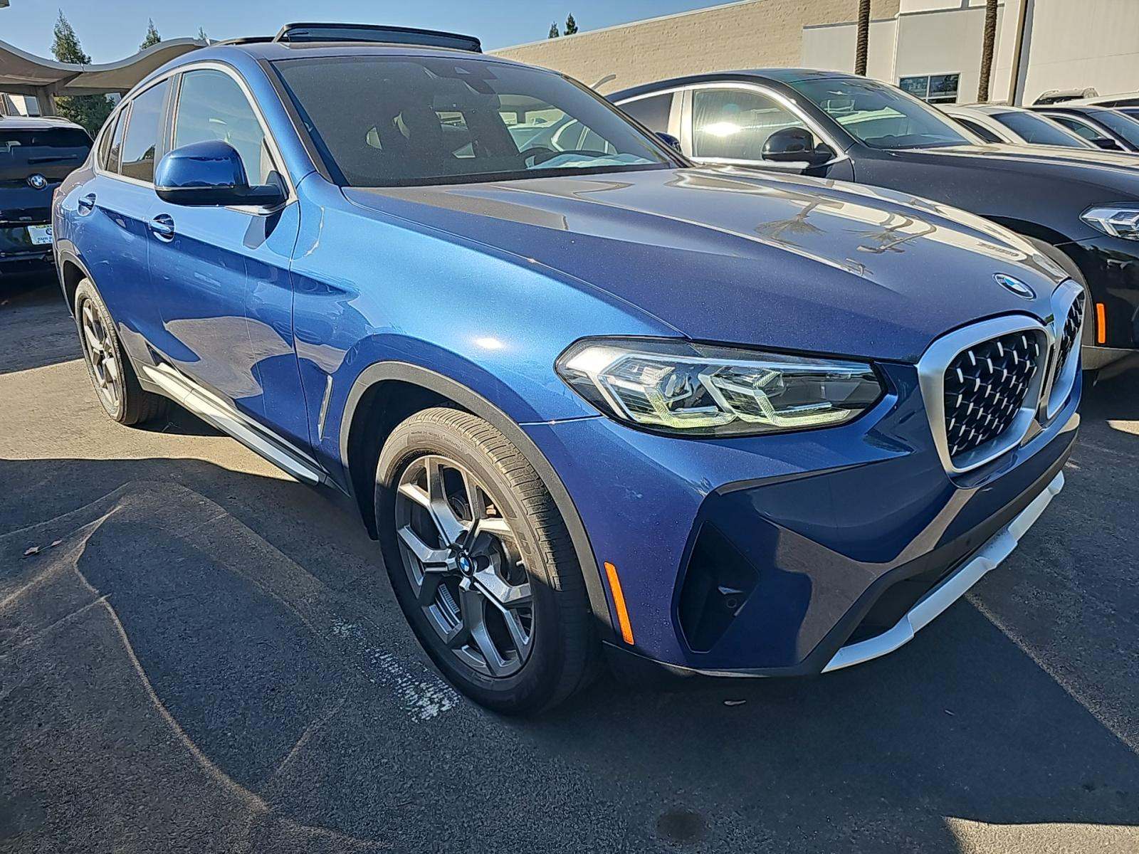 2023 BMW X4 xDrive30i AWD