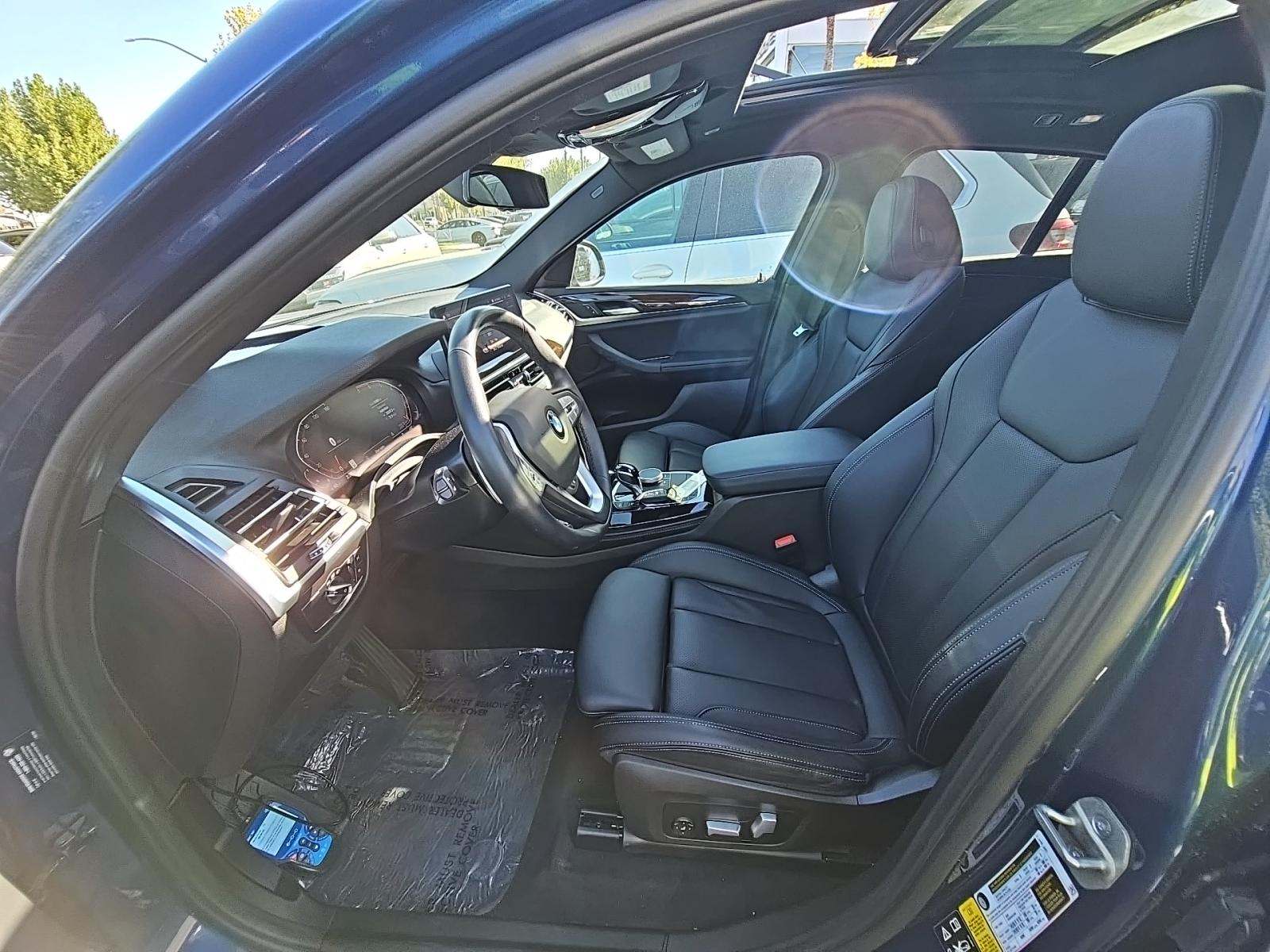 2023 BMW X4 xDrive30i AWD