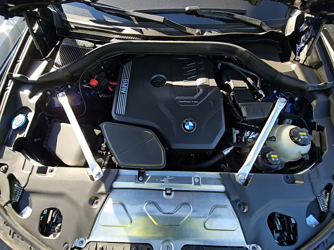 2023 BMW X4 xDrive30i AWD