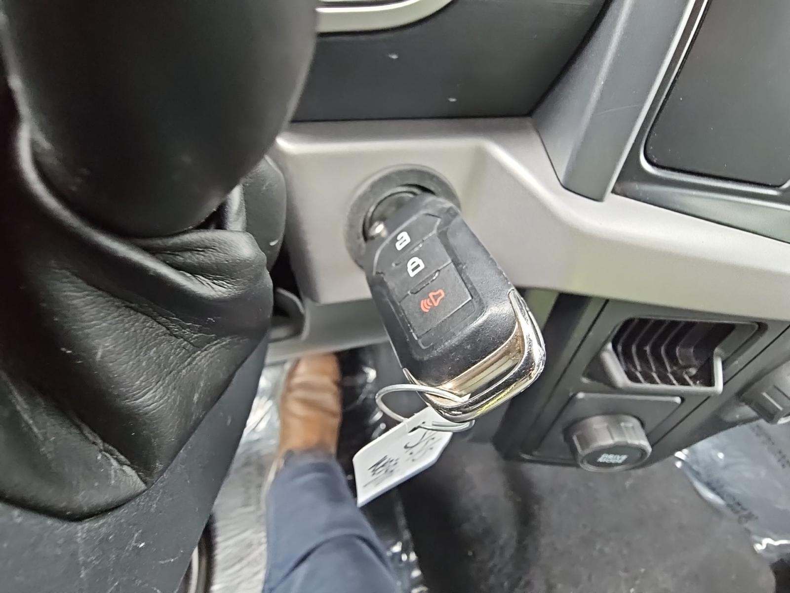 2023 Ford F-150 XLT RWD