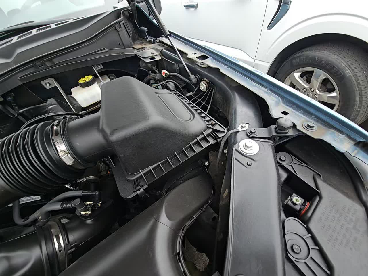 2023 Ford F-150 XLT RWD