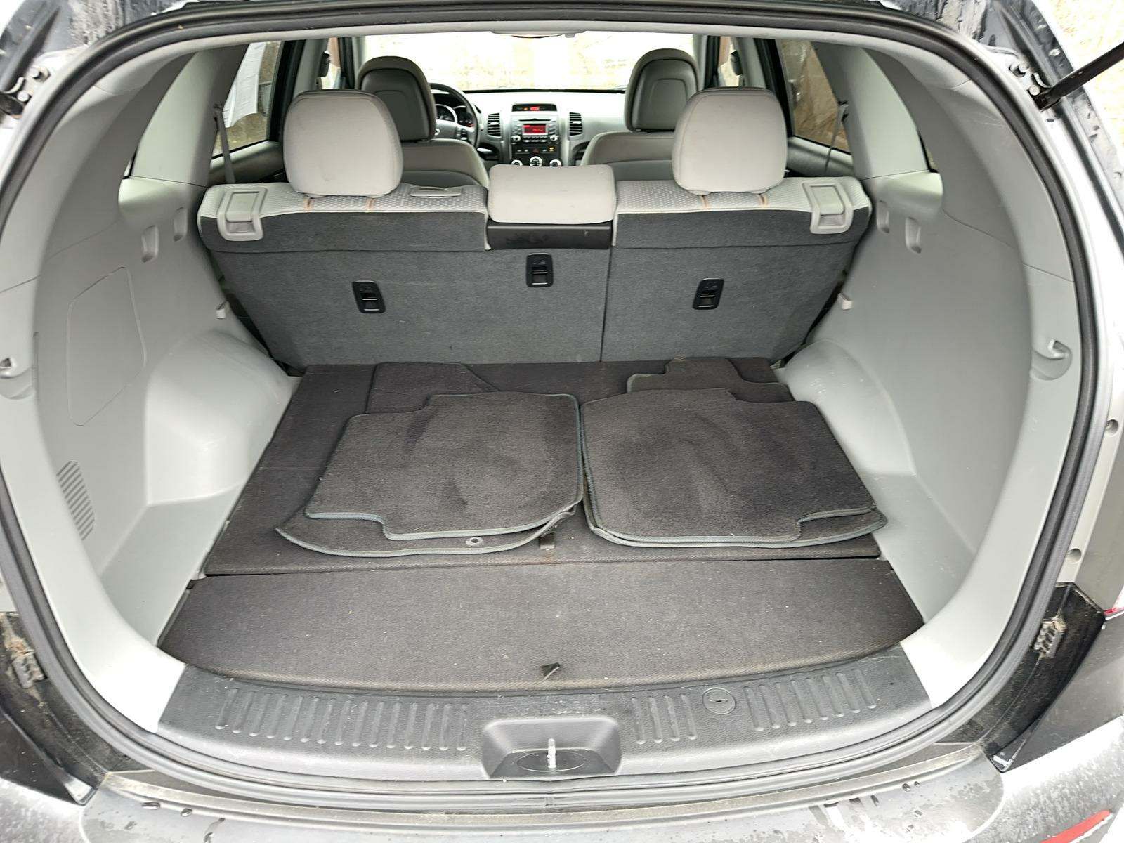 2012 Kia Sorento LX FWD