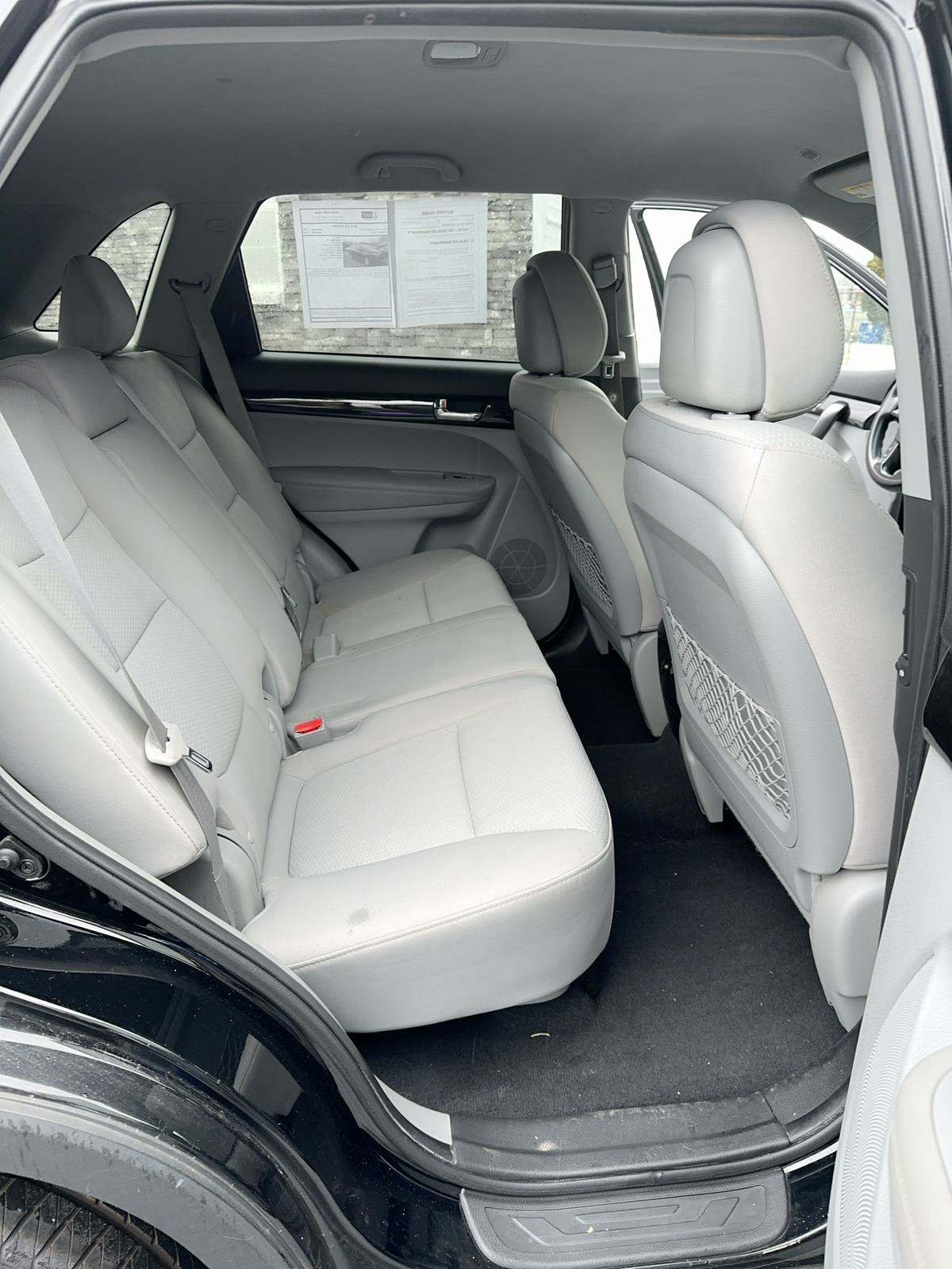 2012 Kia Sorento LX FWD