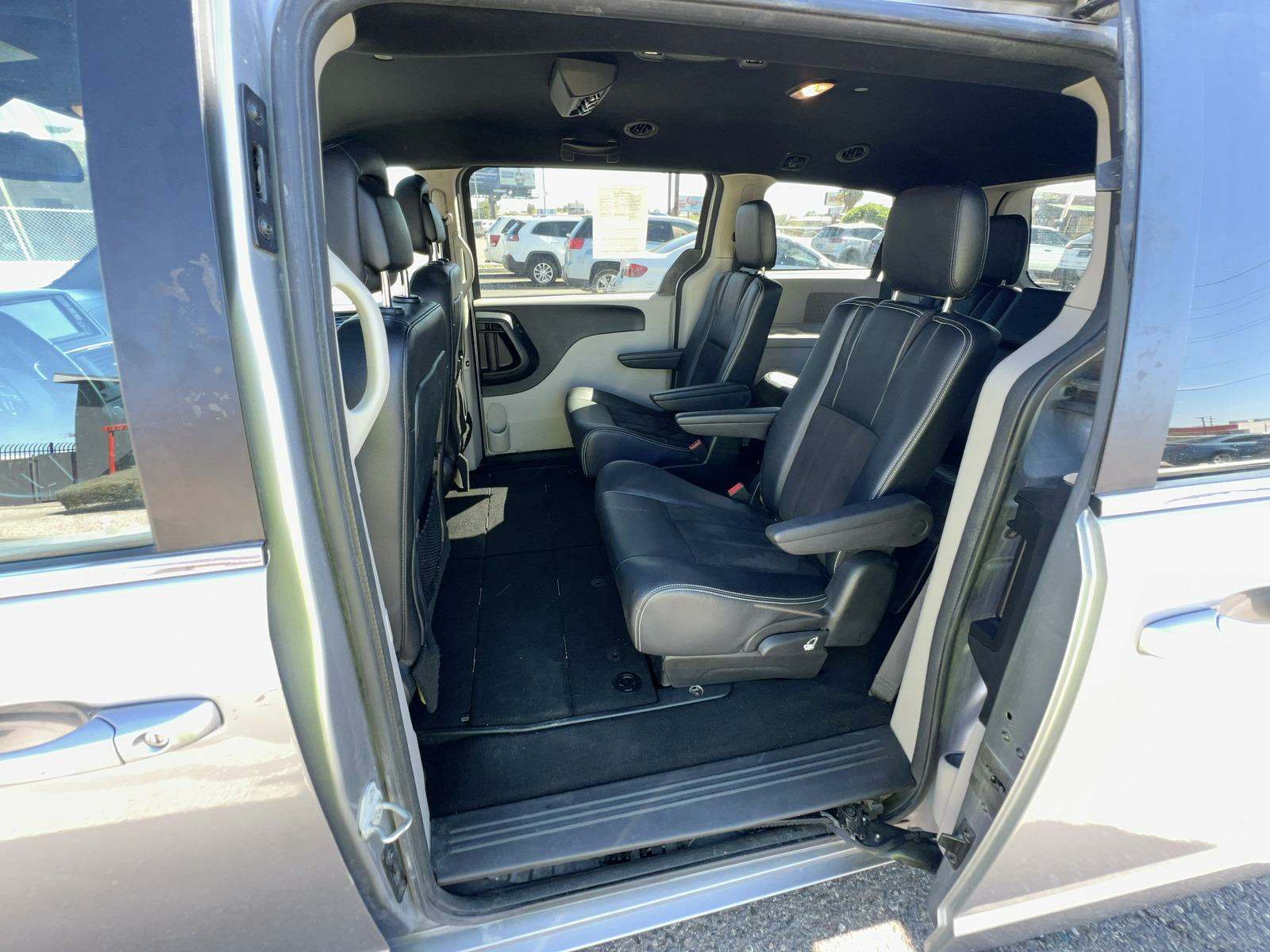 2020 Dodge Grand Caravan SXT FWD