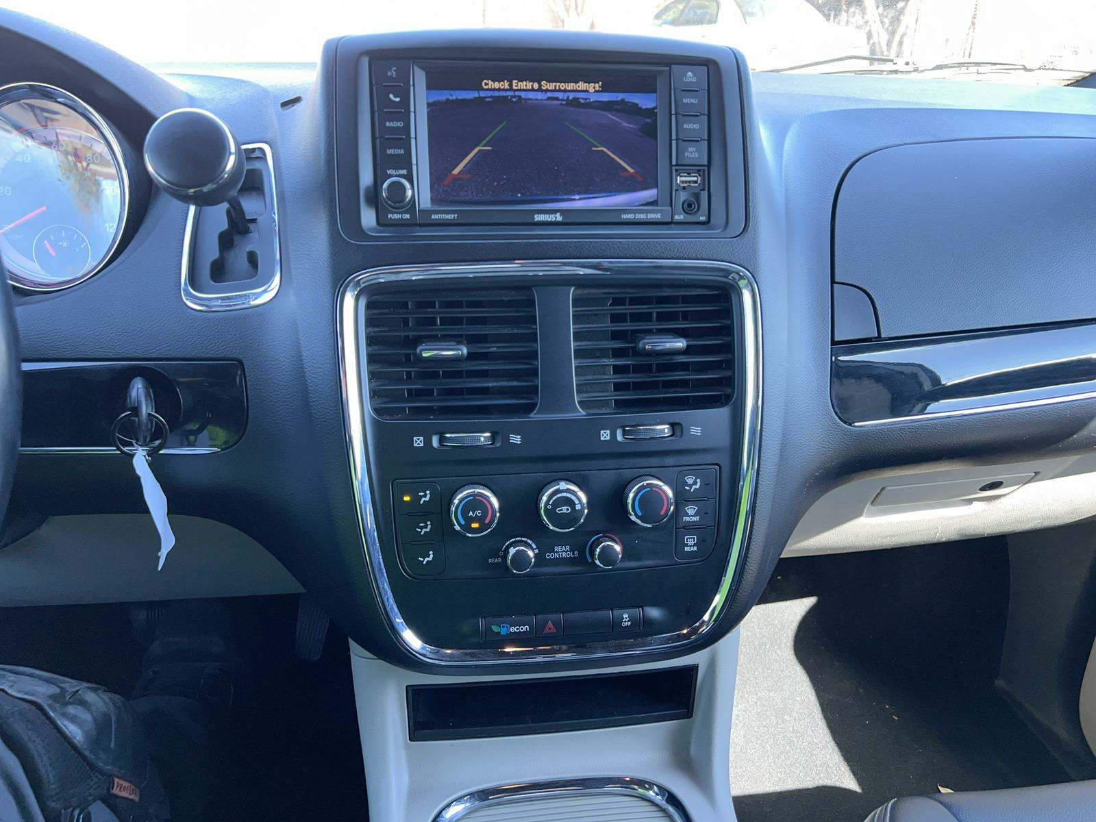 2020 Dodge Grand Caravan SXT FWD