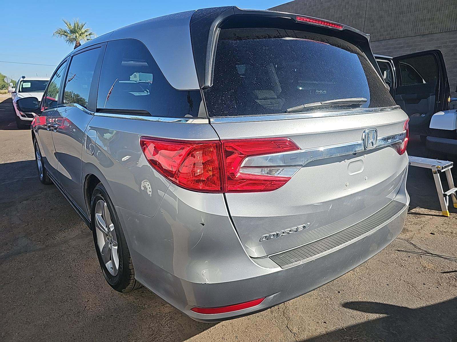 2018 Honda Odyssey EX-L FWD