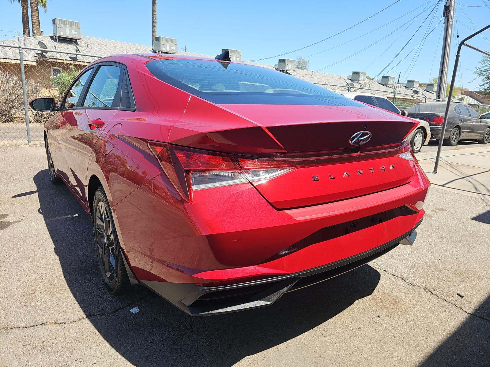 2023 Hyundai Elantra SEL FWD