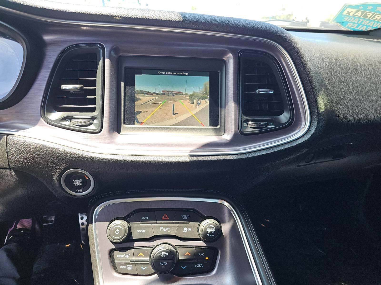 DODGE CHALLENGER - 10