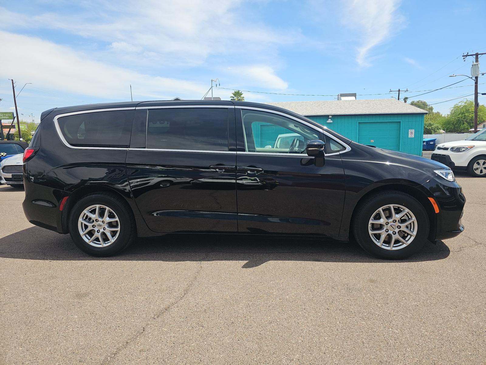 2024 Chrysler Pacifica Touring L FWD