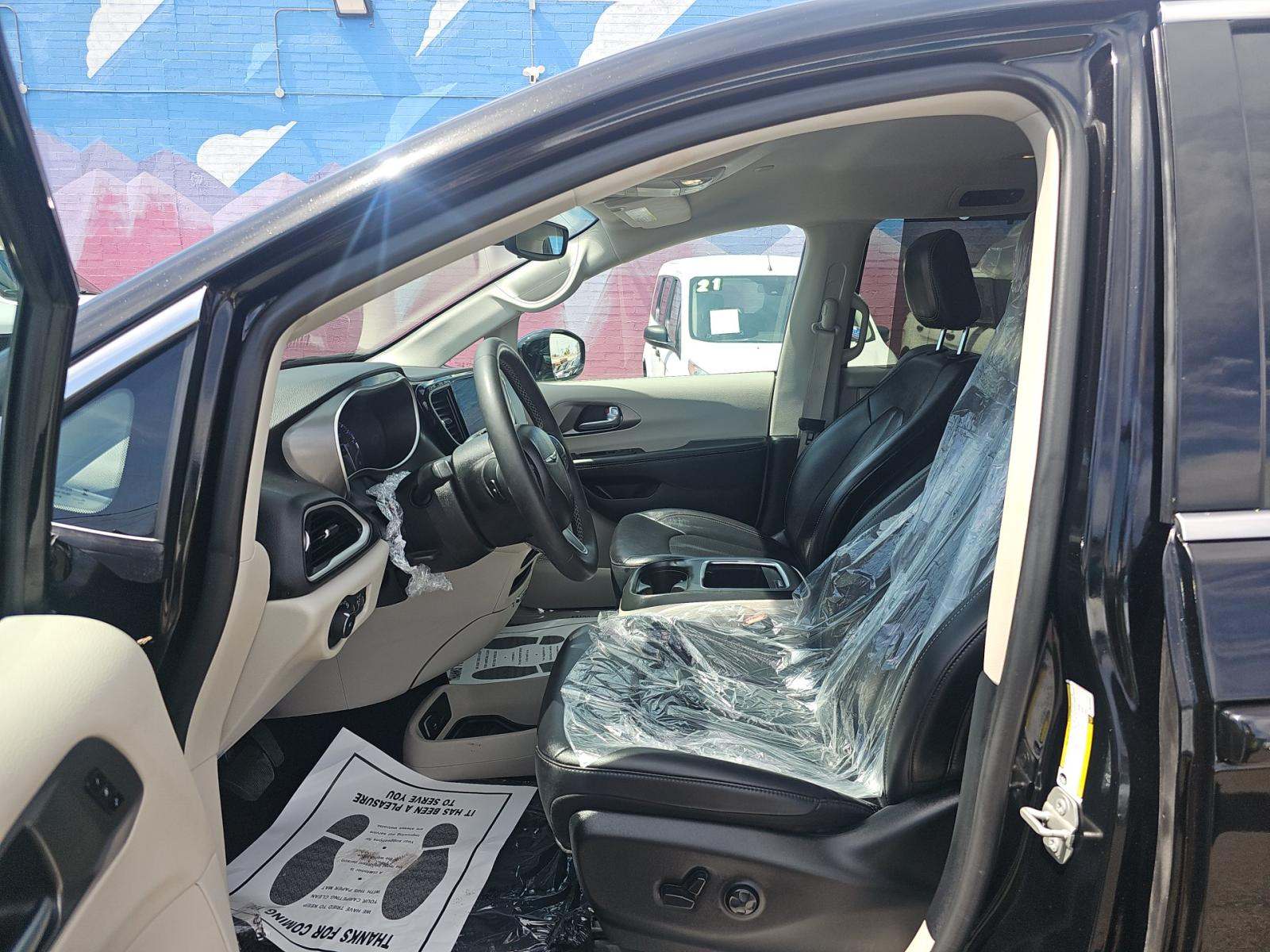 2024 Chrysler Pacifica Touring L FWD