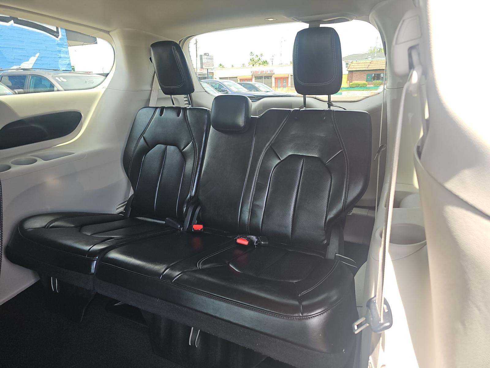 2024 Chrysler Pacifica Touring L FWD