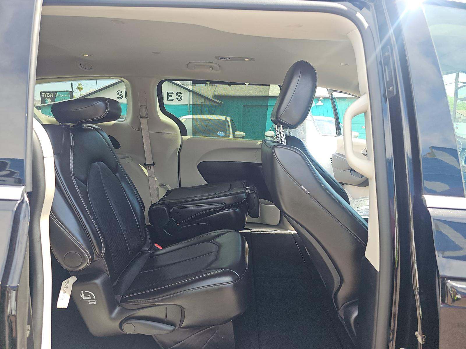 2024 Chrysler Pacifica Touring L FWD