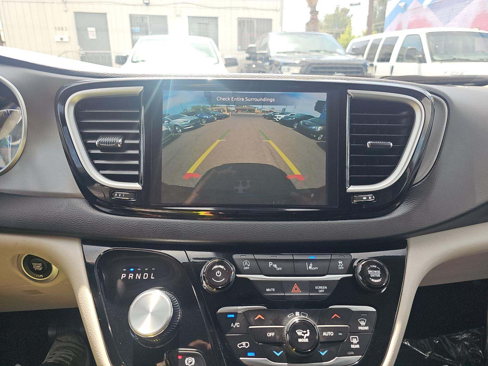 2024 Chrysler Pacifica Touring L FWD