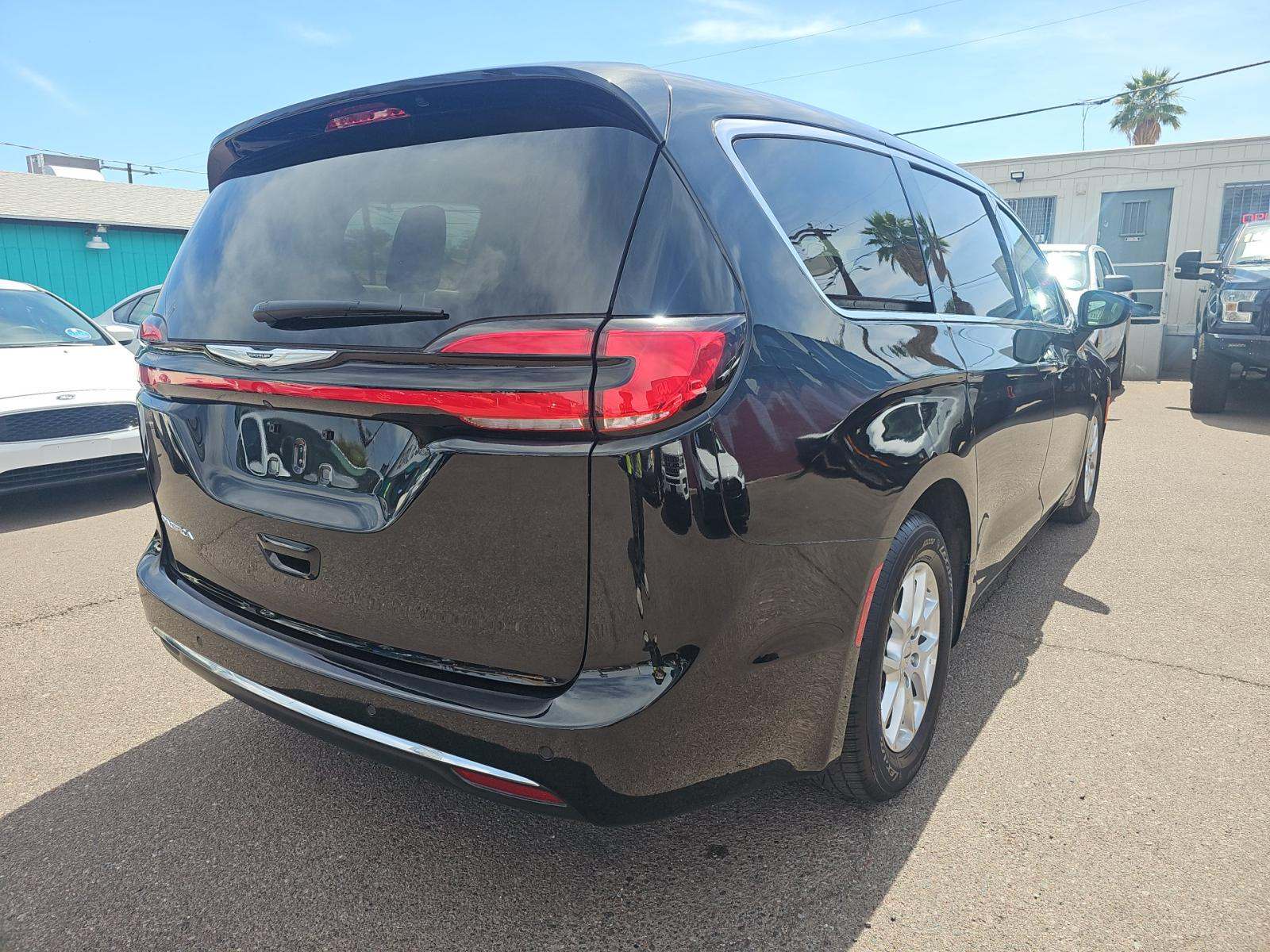 2024 Chrysler Pacifica Touring L FWD