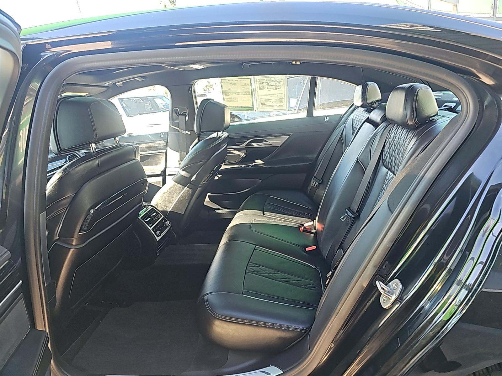 2022 BMW 7 Series 750i xDrive AWD