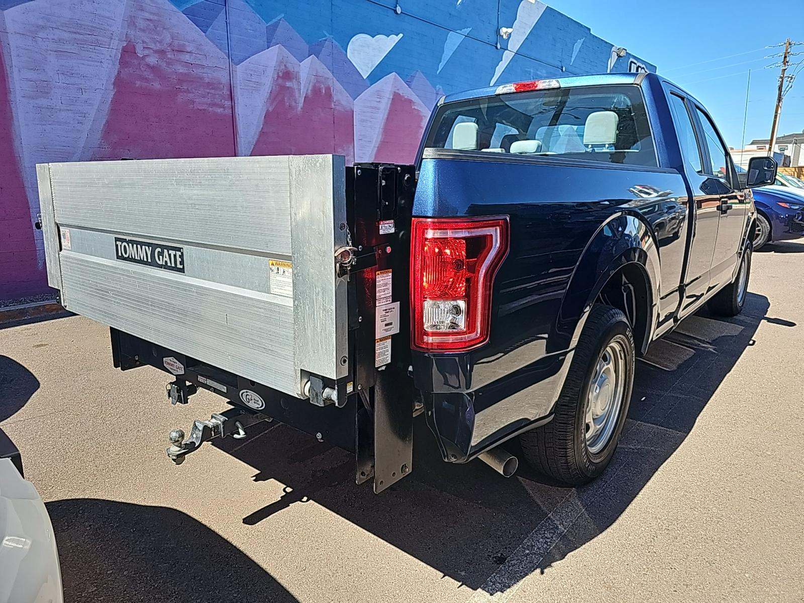 2017 Ford F-150 XL RWD