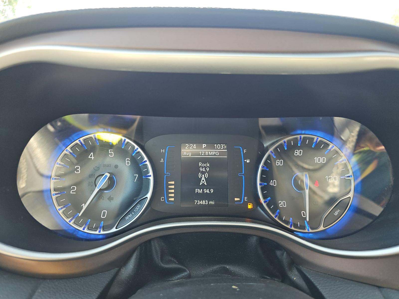 CHRYSLER VOYAGER - 9