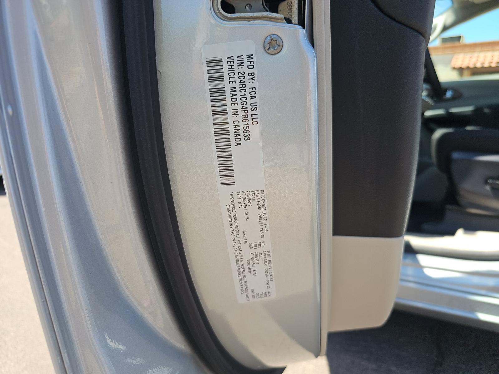 CHRYSLER VOYAGER - 5