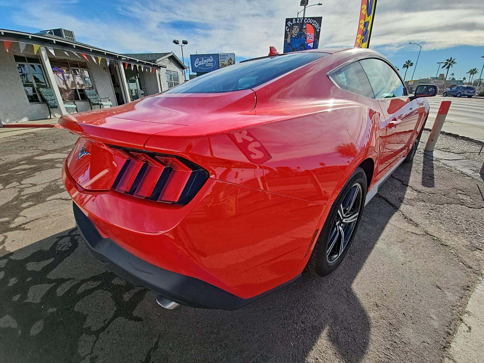2024 Ford Mustang EcoBoost RWD