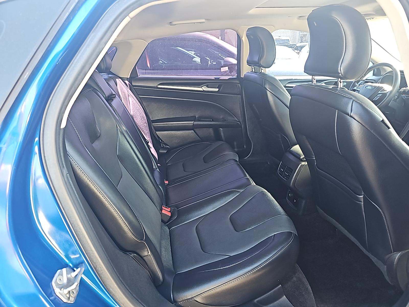 2017 Ford Fusion Energi Titanium FWD