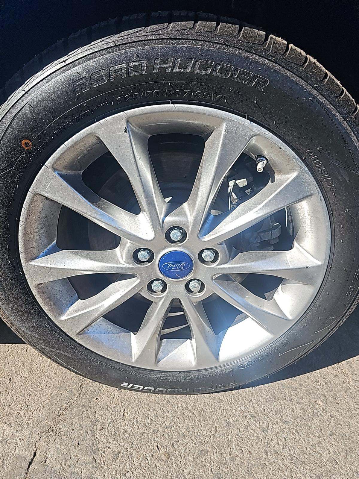 2017 Ford Fusion Energi Titanium FWD