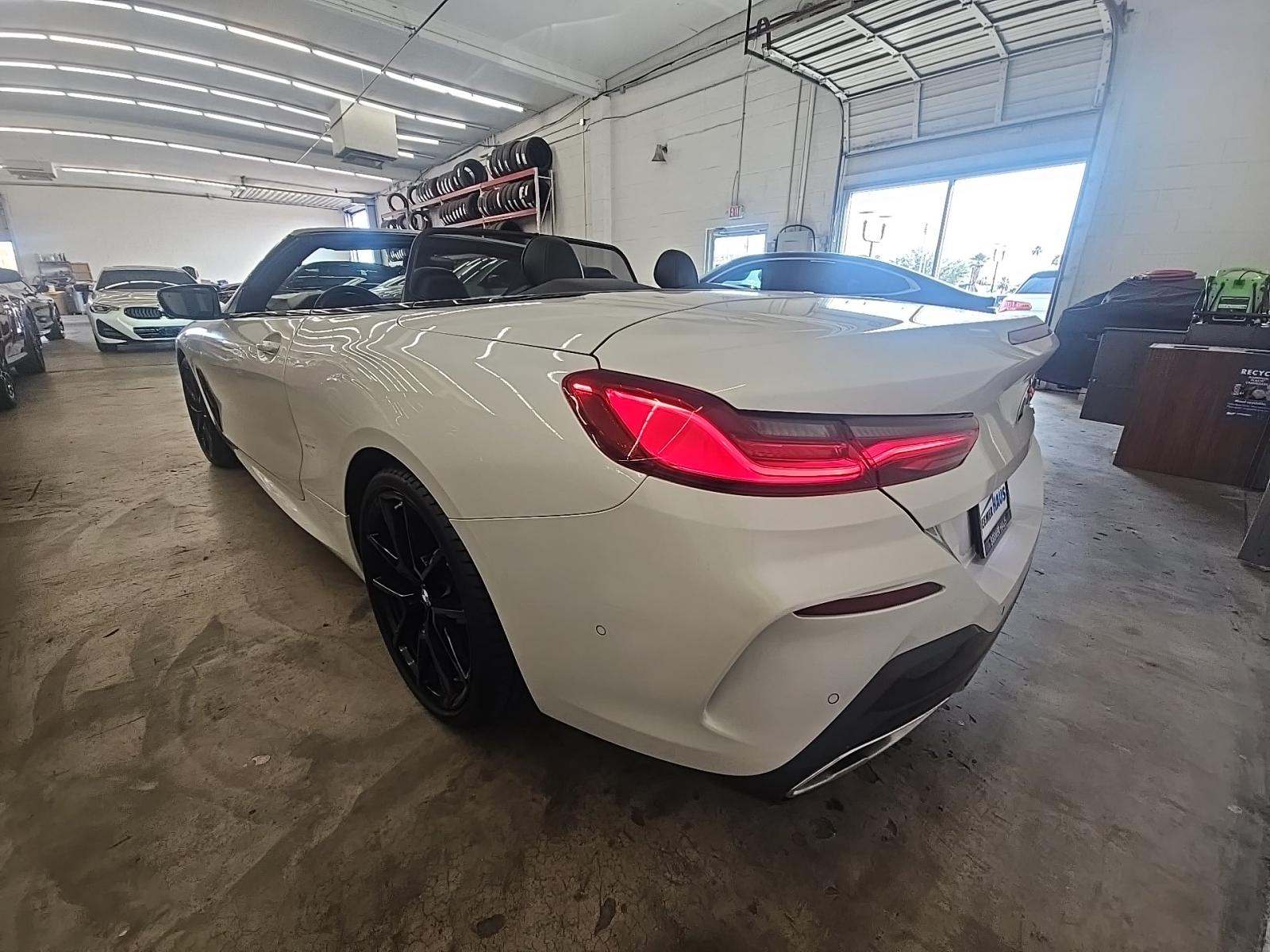 2022 BMW 8 Series 840i RWD