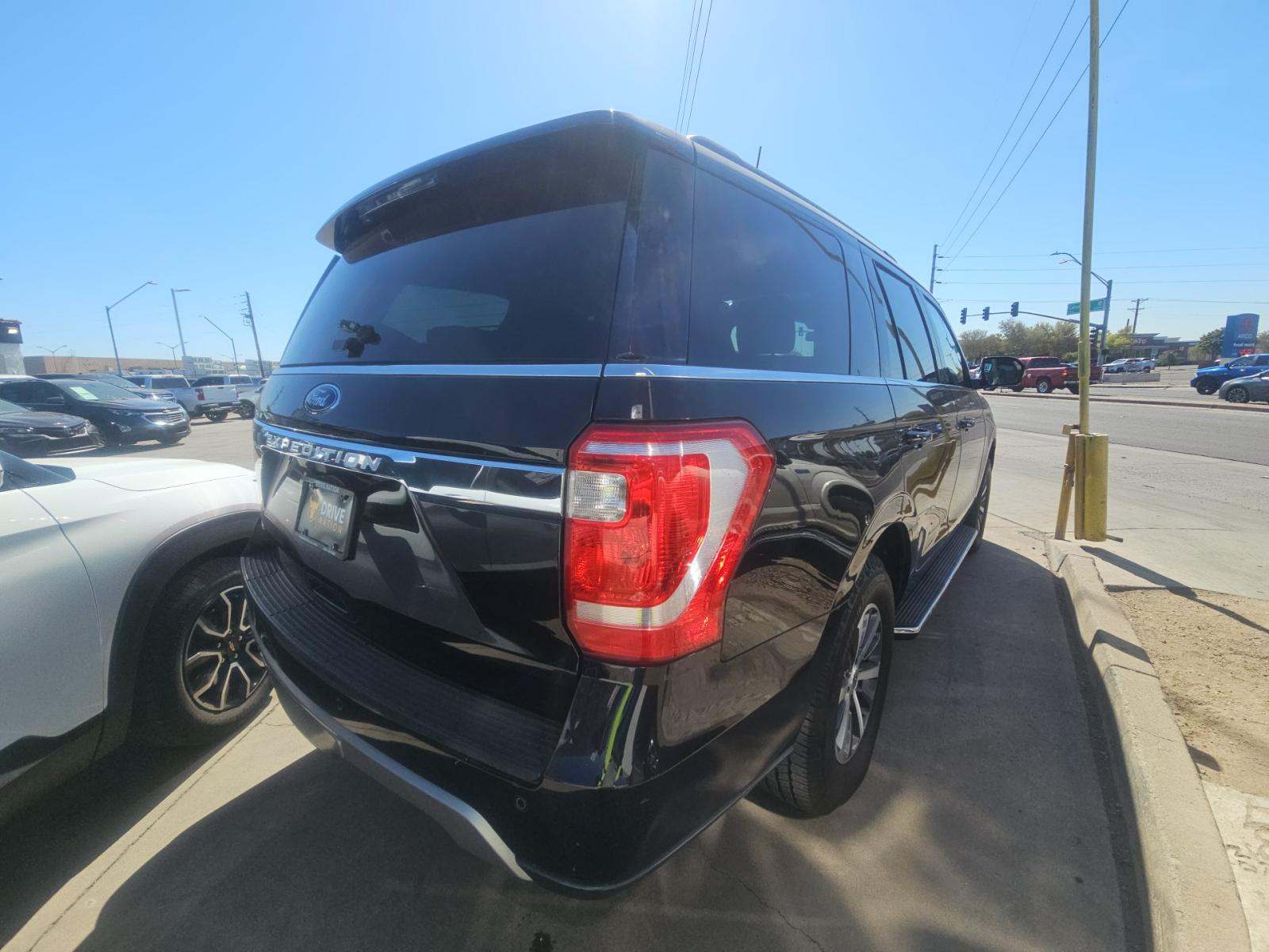 FORD EXPEDITION - 3