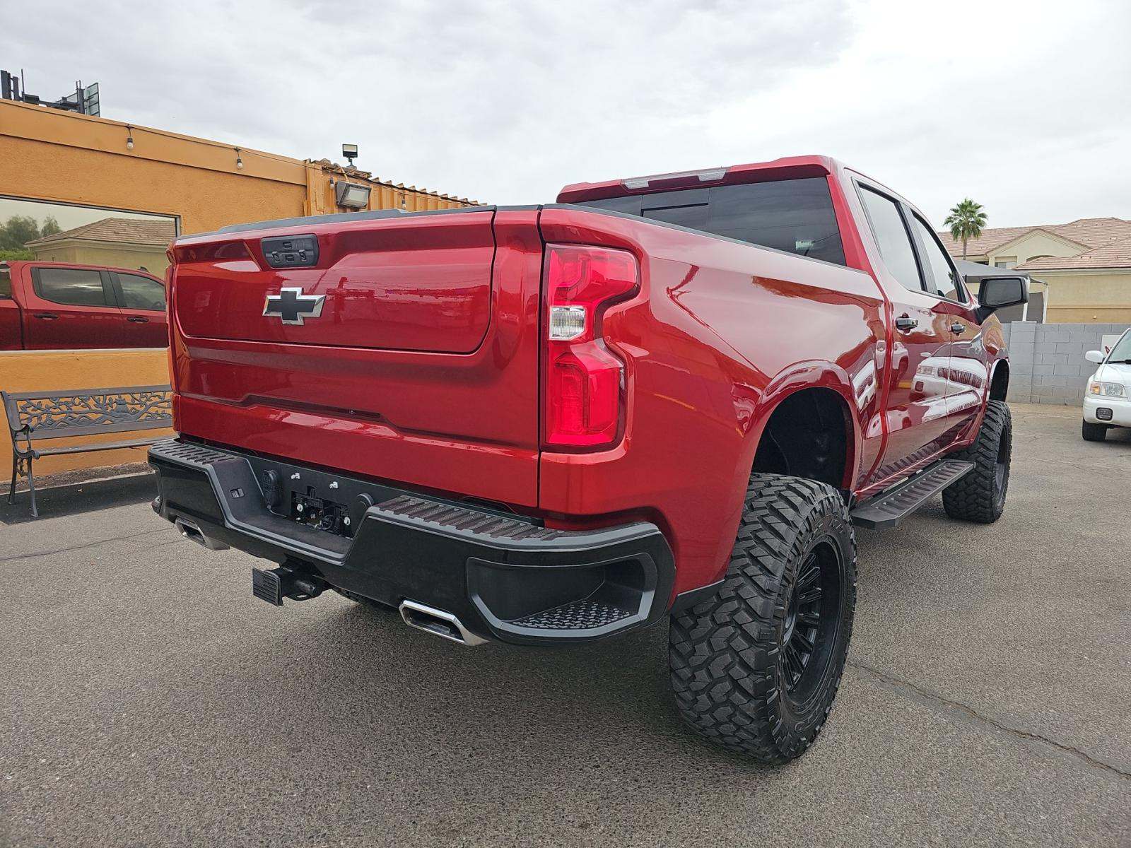 CHEVROLET SILVERADO - 3