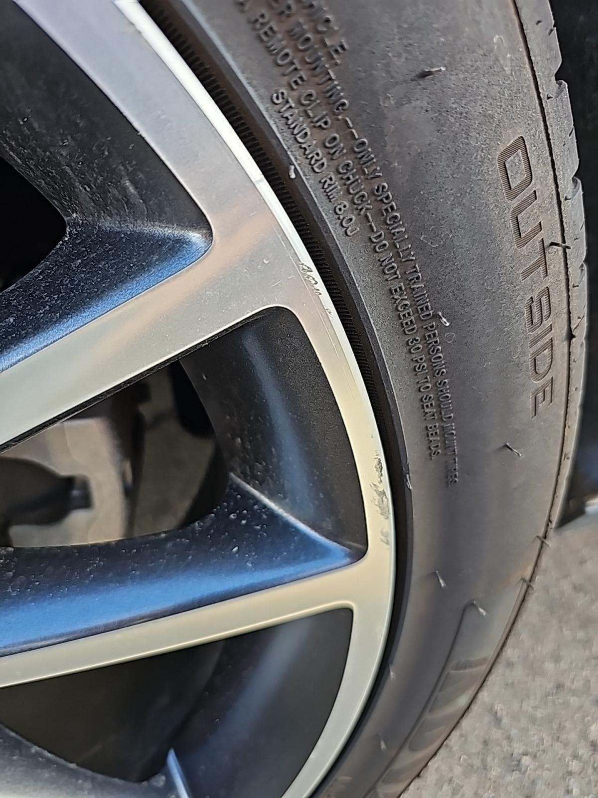 2023 Dodge Challenger R/T RWD