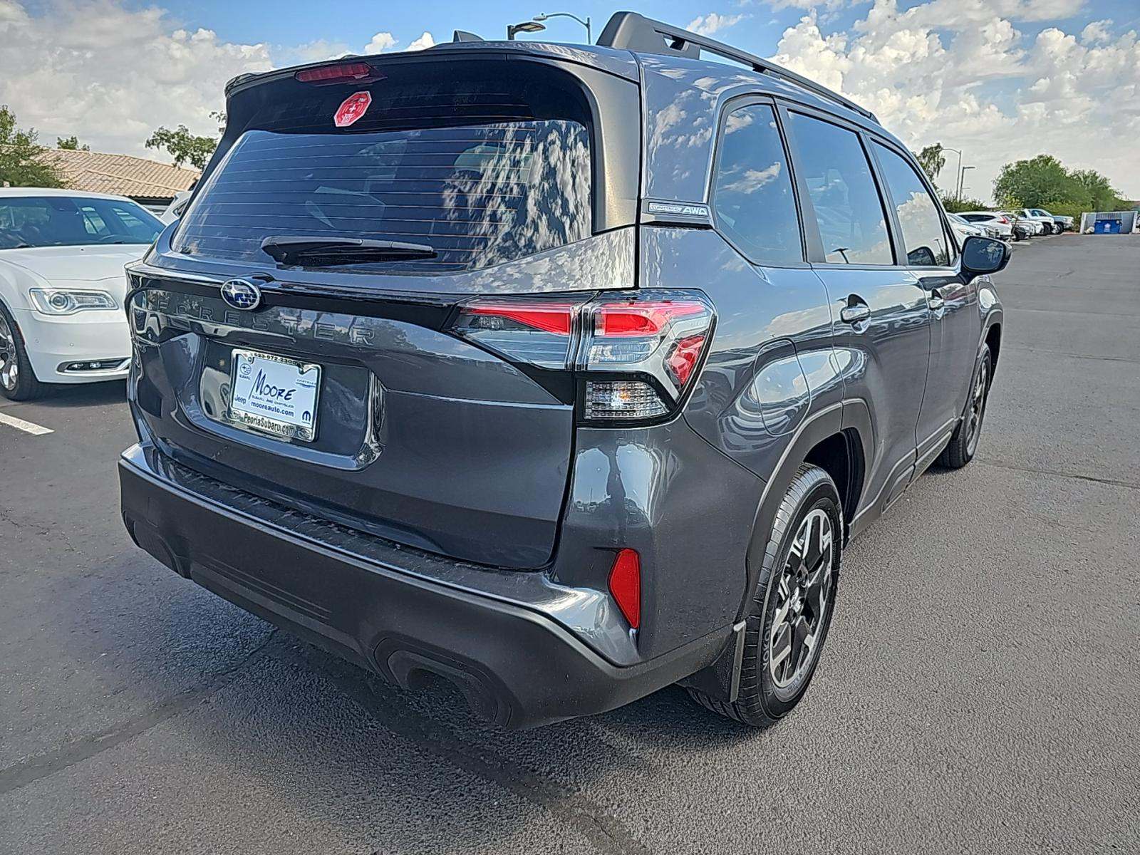 2025 Subaru Forester Base AWD