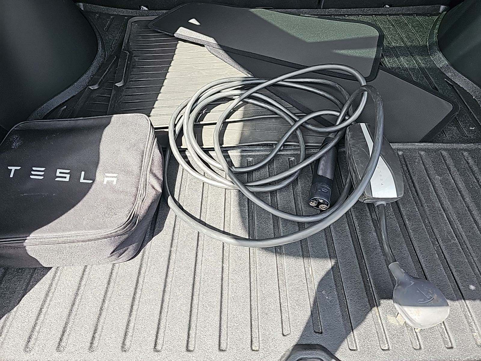 2023 Tesla Model X Base AWD