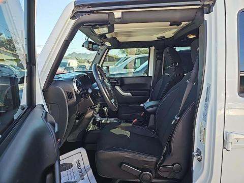 JEEP UNLIMITED SAHARA - 6