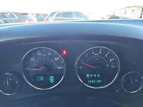 JEEP UNLIMITED SAHARA - 9