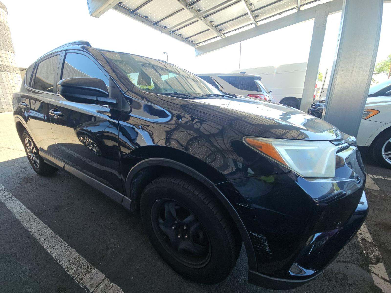 2018 Toyota RAV4 LE FWD