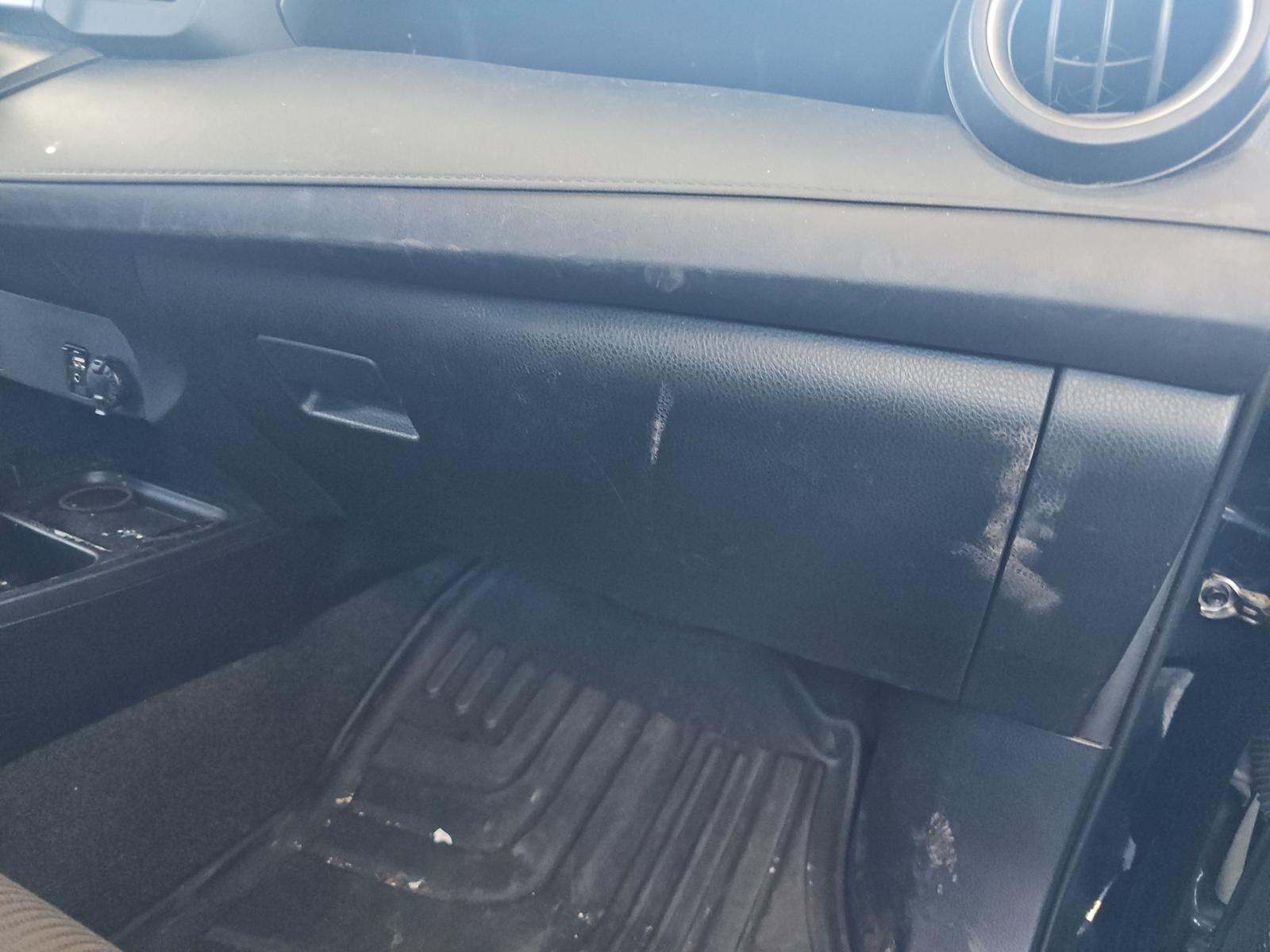 2018 Toyota RAV4 LE FWD