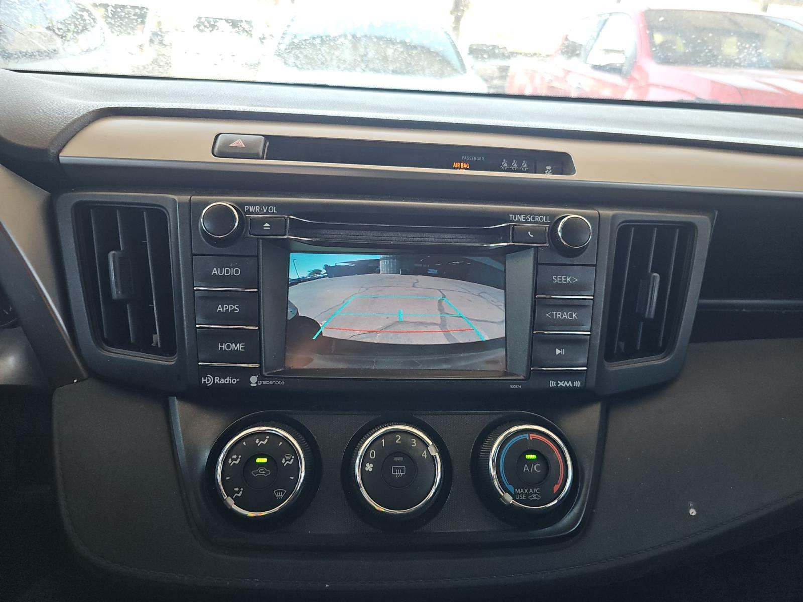 2018 Toyota RAV4 LE FWD
