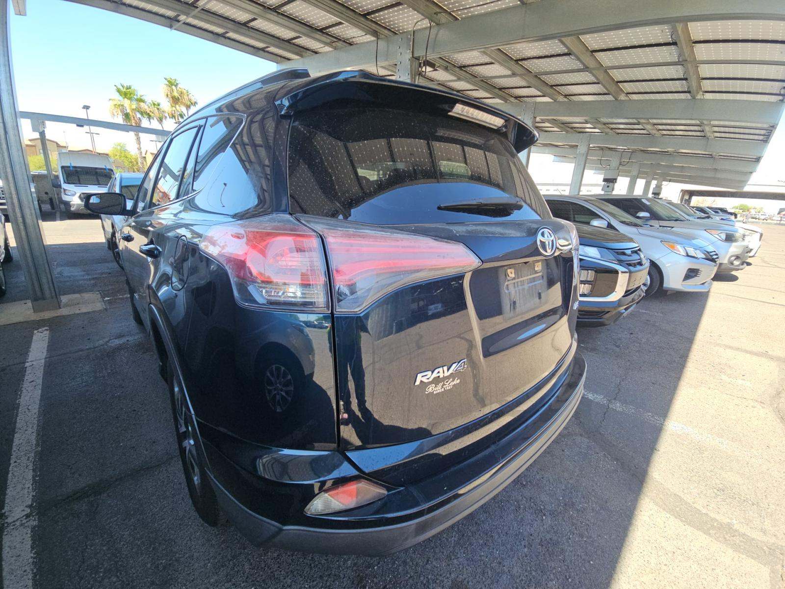 2018 Toyota RAV4 LE FWD