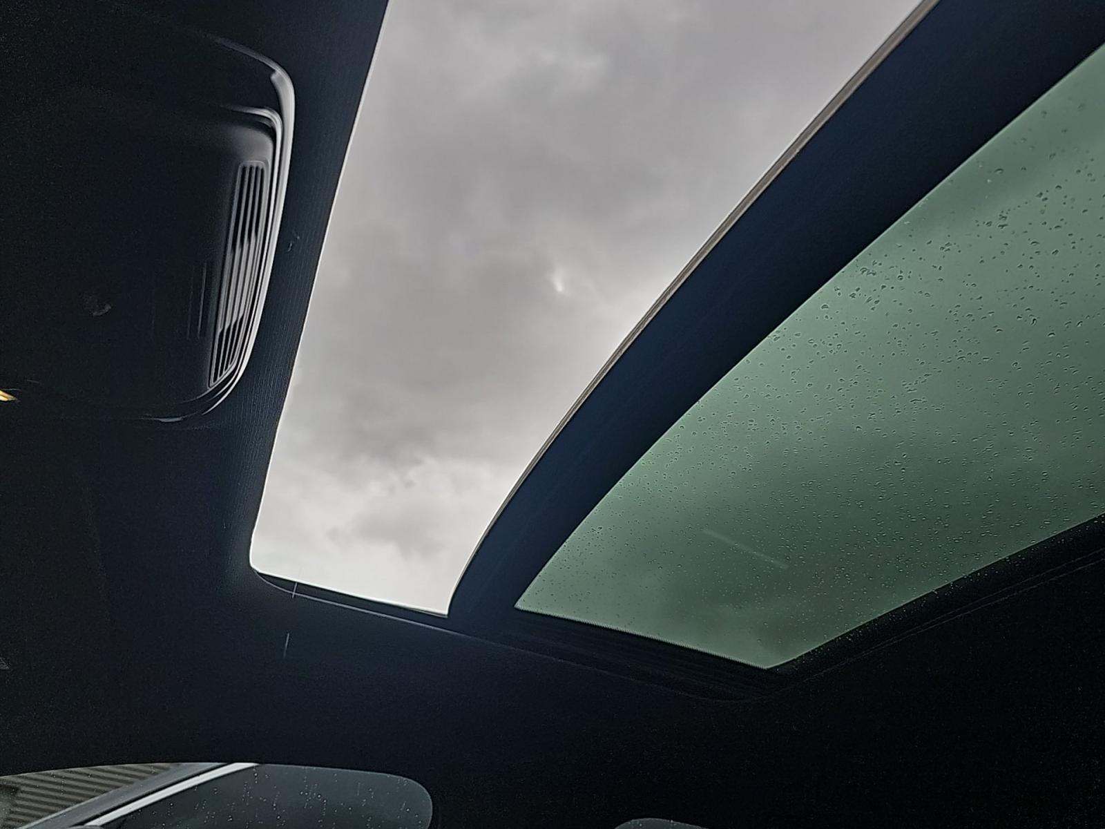 2022 BMW 5 Series 530e RWD