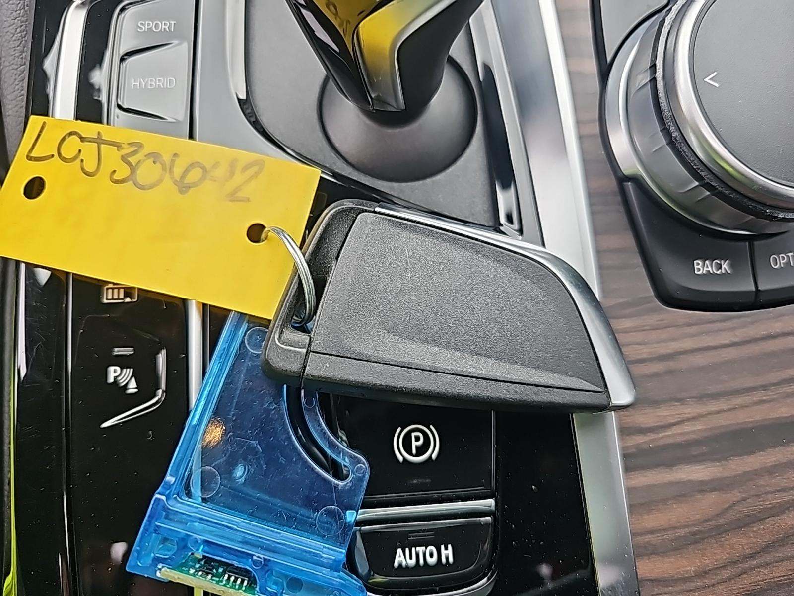 2022 BMW 5 Series 530e RWD